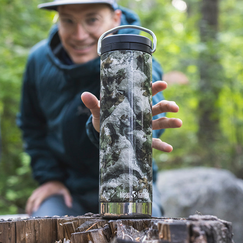 20oz-tkwide-with-cafe-cap-mossy-oak-a3 20oz_bottle_twist_mossyoak_terragila_closeup_square.jpg