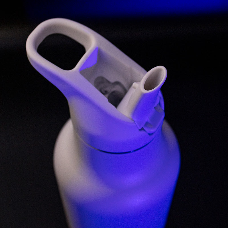 20oz-rise-classic-may-the-4th-v5 20oz_rise_classic_may_the_fourth_starwars_white_bottle_flipseal_square.jpg