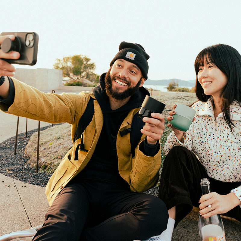 8oz-rise-lowball-tumbler-l5 8oz_rise_lowball_black_iceberg_couple_selfie_city_square.jpg