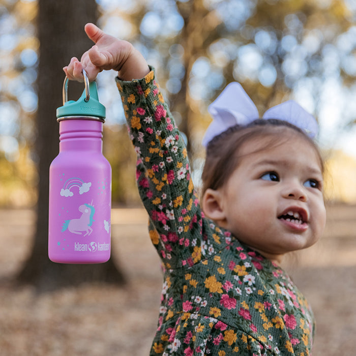 classic-kid-sippy-cap-j2 K12CNSIPPY-UN-kids_bottle_unicorn_lifestyle.jpg