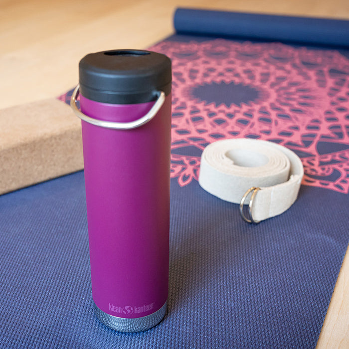 tkwide-twist-cap-with-straw-kit-v8 K20TKWPT-PP-T-TWIST-yoga_bottle_closed_lifestyle_a5ac6535-9c60-42bb-86fe-b94b5cef2b68.jpg