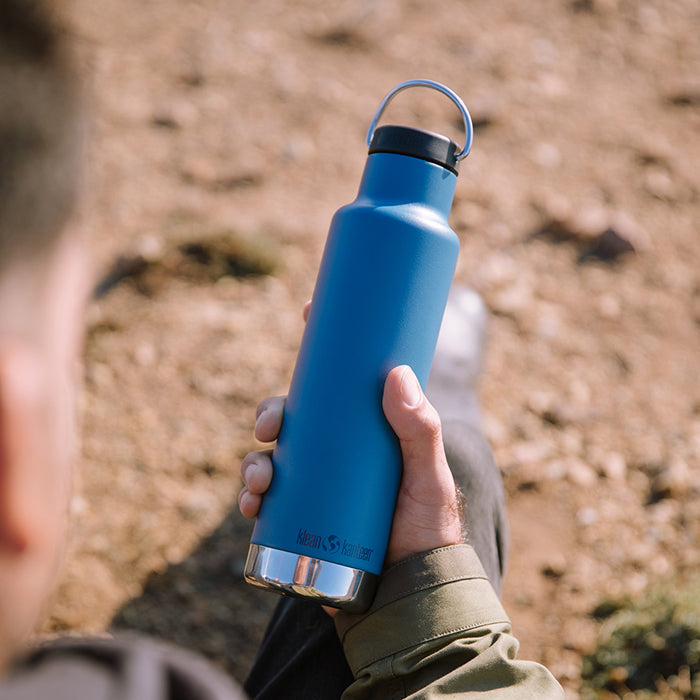 classic-loop-cap-j2 K20VCNPPL-RT-bottle_loop_cap_blue_lifestyle.jpg