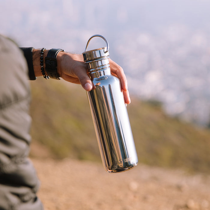 27oz-reflect-with-bamboo-cap-n9 K27SSLRF-MS-BAMBOO_reflect_bottle_hand_lifestyle.jpg