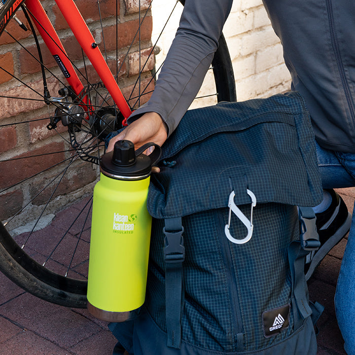 tkwide-chug-cap-k7 K32TKWSSL-JP-Bottle-Biking-Chug-Cap-lifestyle.jpg