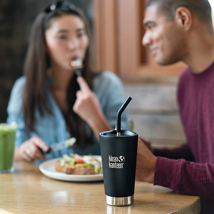 straw-2-pack-black-sale-k9 coffee-tumbler-metal_straw_lifestyle.jpg