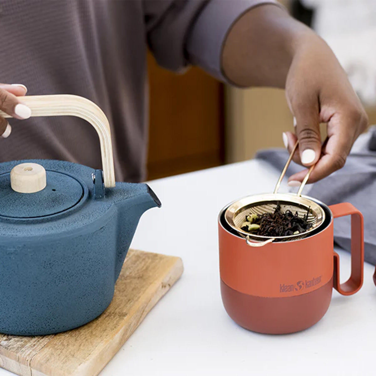 14oz-rise-mug-sale-b5 coffee_tea_seep_rise_mug_square.jpg