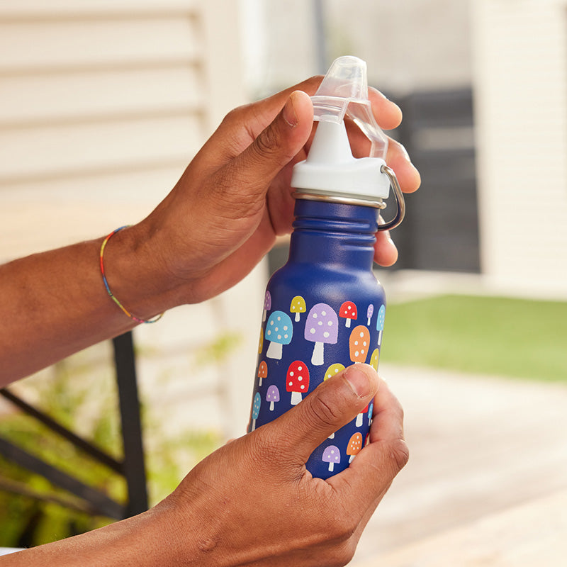 12oz-kid-s-classic-sippy-u3 kid_sippy_12oz_closeup_dustcover_square.jpg