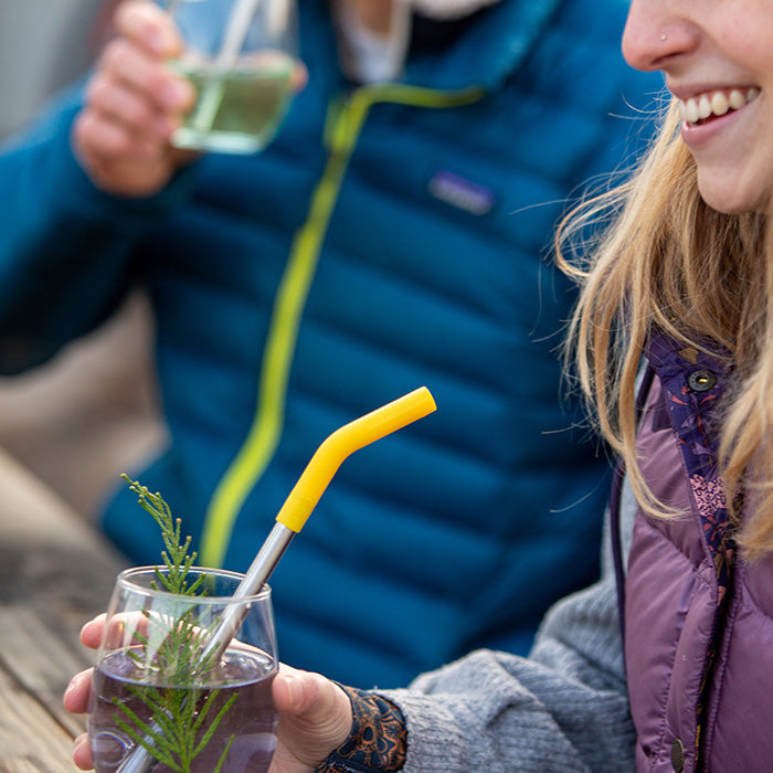 straw-4-pack-k2 recycled_steel_straw_drink_smile_lifestyle.jpg