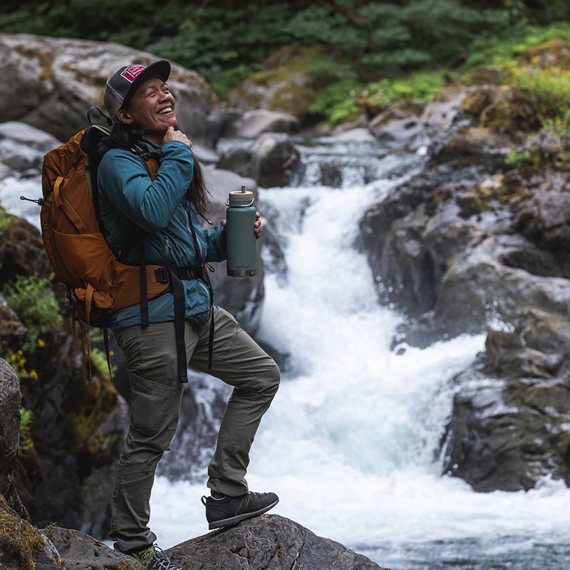 32oz-tkwide-with-twist-cap-r8 tkwide_32oz_insulated_bottle_twist_backpack_river_guy_square.jpg